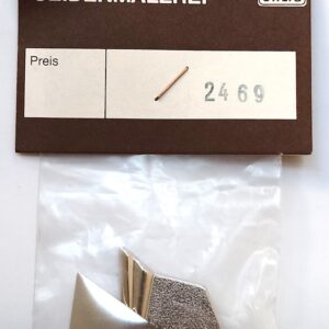 Brosche Dreieck vernickelt 35x35x50 mm